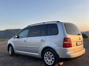 Авто Volkswagen Touran 2005 № 7787935