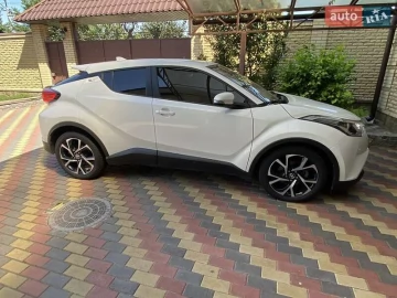 Авто Toyota C-Hr 2017 № 7787957