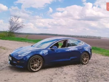 Авто Tesla Model 3 2019 № 7787997