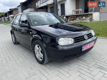 Авто Volkswagen Golf 2000 № 7788040