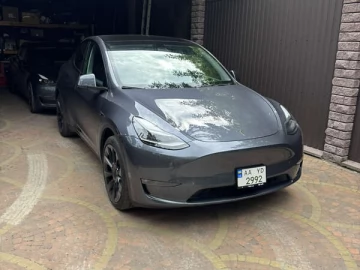 Авто Tesla Model Y 2023 № 7788078