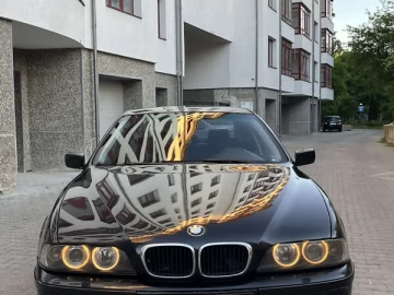 Авто BMW 5 Series 2000 № 7788470