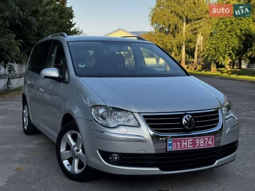 Авто Volkswagen Touran 2009 № 7788515