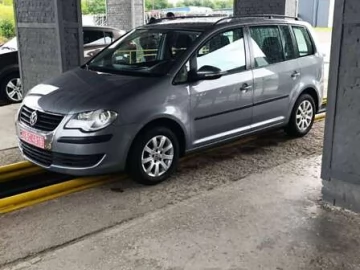 Авто Volkswagen Touran 2009 № 7788532