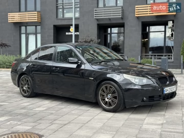 Авто BMW 5 Series 2004 № 7788697