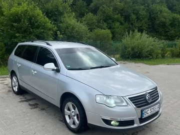 Авто Volkswagen Passat 2010 № 7788717