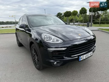 Авто Porsche Cayenne 2015 № 7788813