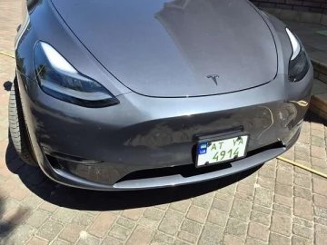 Авто Tesla Model Y 2023 № 7789051