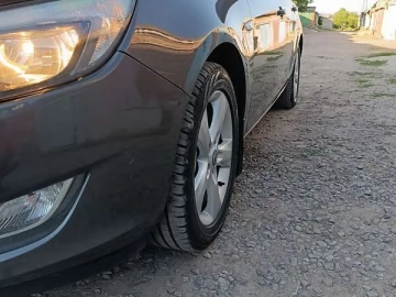 Авто Opel Astra 2011 № 7789187