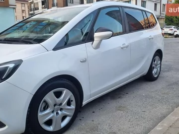Авто Opel Zafira 2016 № 7789227