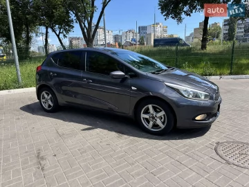 Авто KIA Ceed 2015 № 7789237
