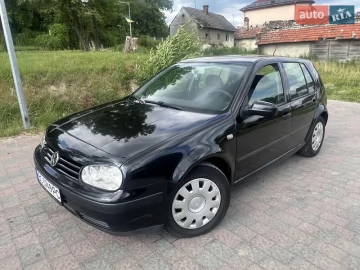 Авто Volkswagen Golf 2000 № 7789367