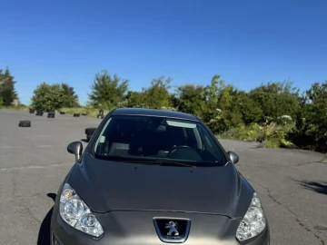 Авто Peugeot 308 2012 № 7789628
