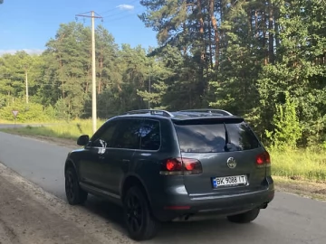 Авто Volkswagen Touareg 2007 № 7789680