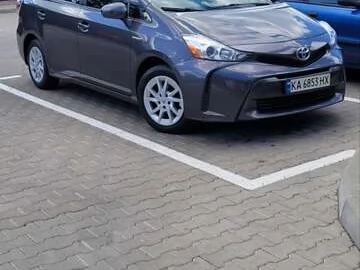 Авто Toyota Prius V 2016 № 7789733