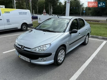 Авто Peugeot 206 2010 № 7789849