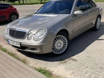 Авто Mercedes E-Class 2003 № 7790136
