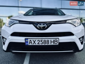 Авто Toyota Rav4 2017 № 7790213