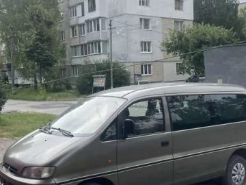 Авто Hyundai H-1 1999 № 7790267