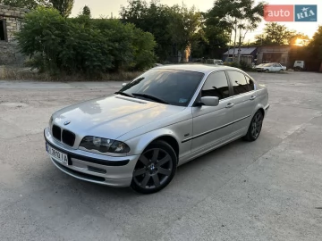 Авто BMW 3 Series 1999 № 7790311