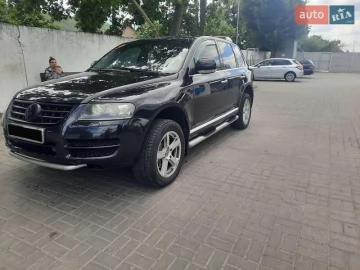 Авто Volkswagen Touareg 2005 № 7790370
