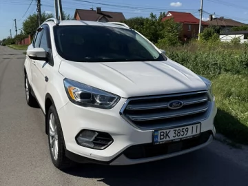 Авто Ford Escape 2016 № 7790396