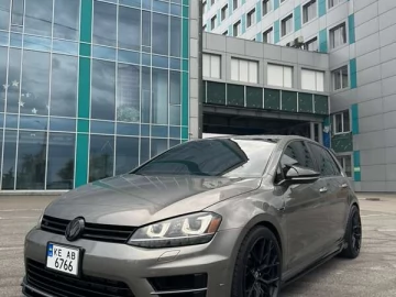 Авто Volkswagen Golf R 2015 № 7790472