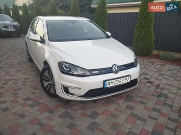 Авто Volkswagen E-Golf 2015 № 7790751