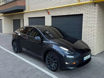 Авто Tesla Model Y 2024 № 7790783