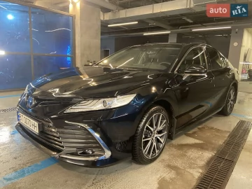 Авто Toyota Camry 2023 № 7790786