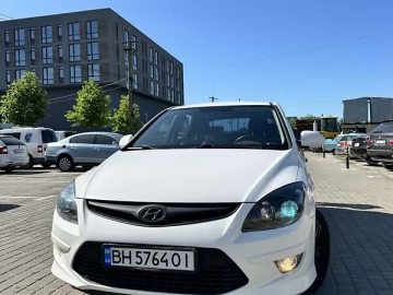 Авто Hyundai I30 2011 № 7790841