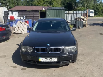 Авто BMW 7 Series 2003 № 7790937