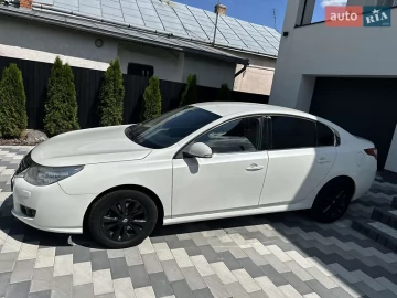 Авто Renault Latitude 2011 № 7790944