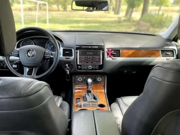 Авто Volkswagen Touareg 2013 № 7791012