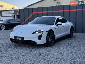Авто Porsche Taycan 2020 № 7791021