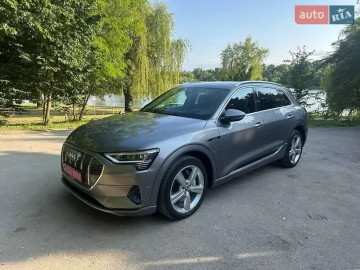Авто Audi E-Tron 2019 № 7791092