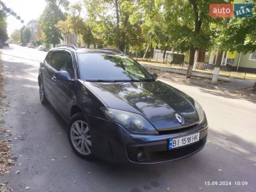 Авто Renault Laguna 2010 № 7791149