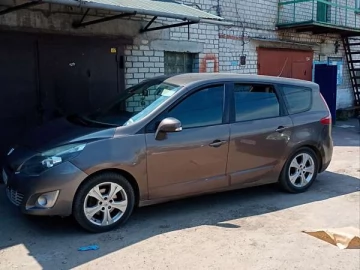 Авто Renault Scenic 2011 № 7791582