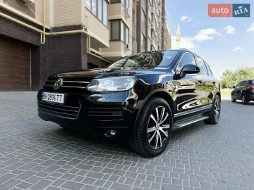 Авто Volkswagen Touareg 2012 № 7791868