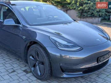 Авто Tesla Model 3 2019 № 7791869
