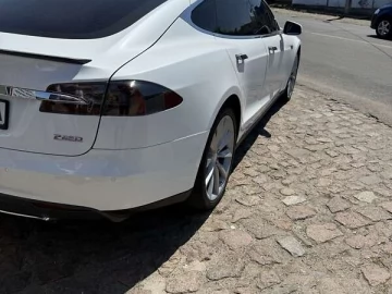 Авто Tesla Model S 2014 № 7791881
