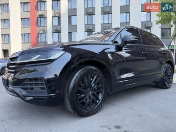 Авто Volkswagen Touareg 2021 № 7791901