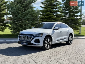 Авто Audi Q8 E-Tron 2023 № 7791904