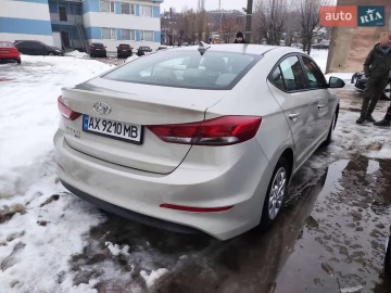 Авто Hyundai Elantra 2016 № 7792026