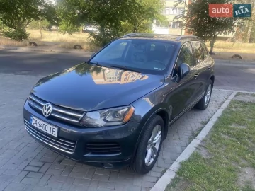 Авто Volkswagen Touareg 2012 № 7792080