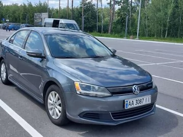 Авто Volkswagen Jetta 2013 № 7792424