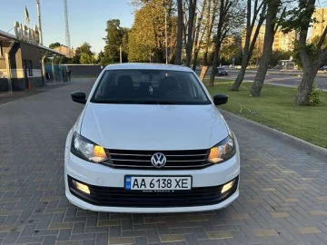 Авто Volkswagen Polo 2018 № 7792819
