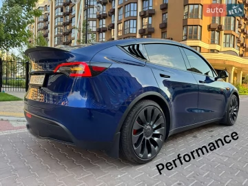 Авто Tesla Model Y 2021 № 7792917
