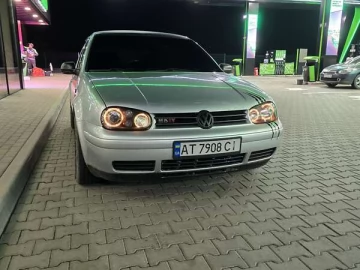 Авто Volkswagen Golf 2001 № 7792980