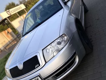 Авто Skoda Superb 2002 № 7792984